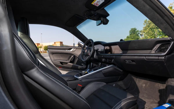 Porsche 911 Carrera GTS