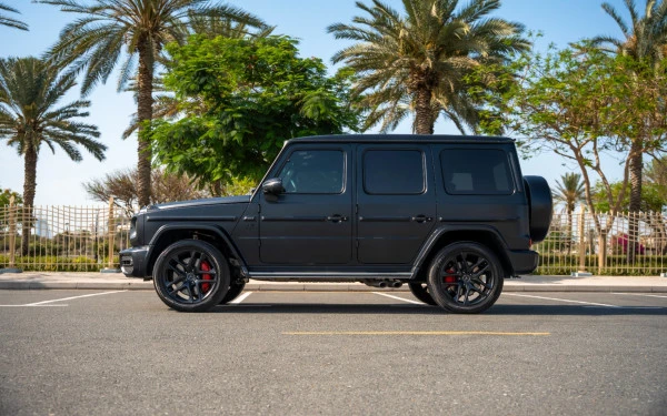 Matte Black Mercedes G63 AMG Photo 8
