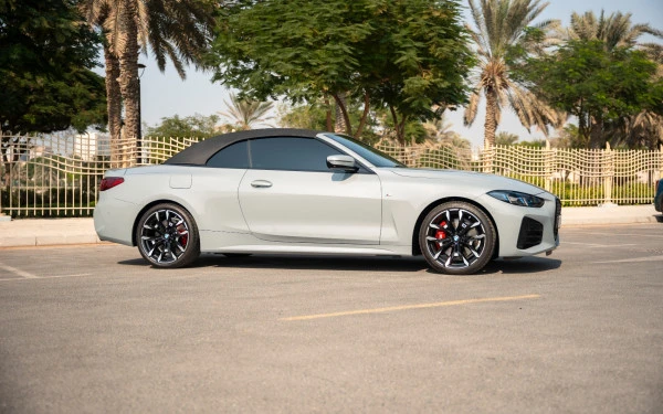Nardo grey BMW 420i Photo 7