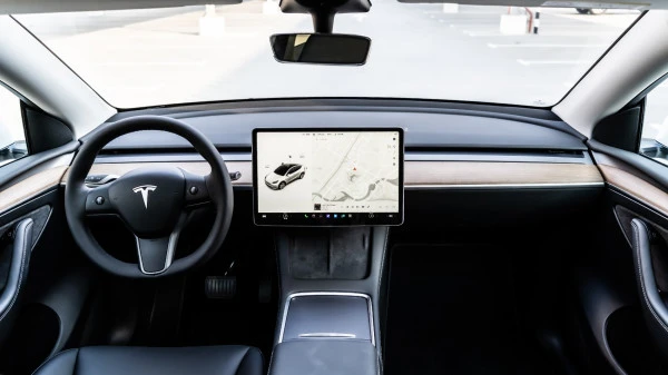 Tesla Model Y Long Range