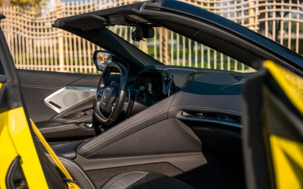 Yellow Chevrolet Corvette Photo 12